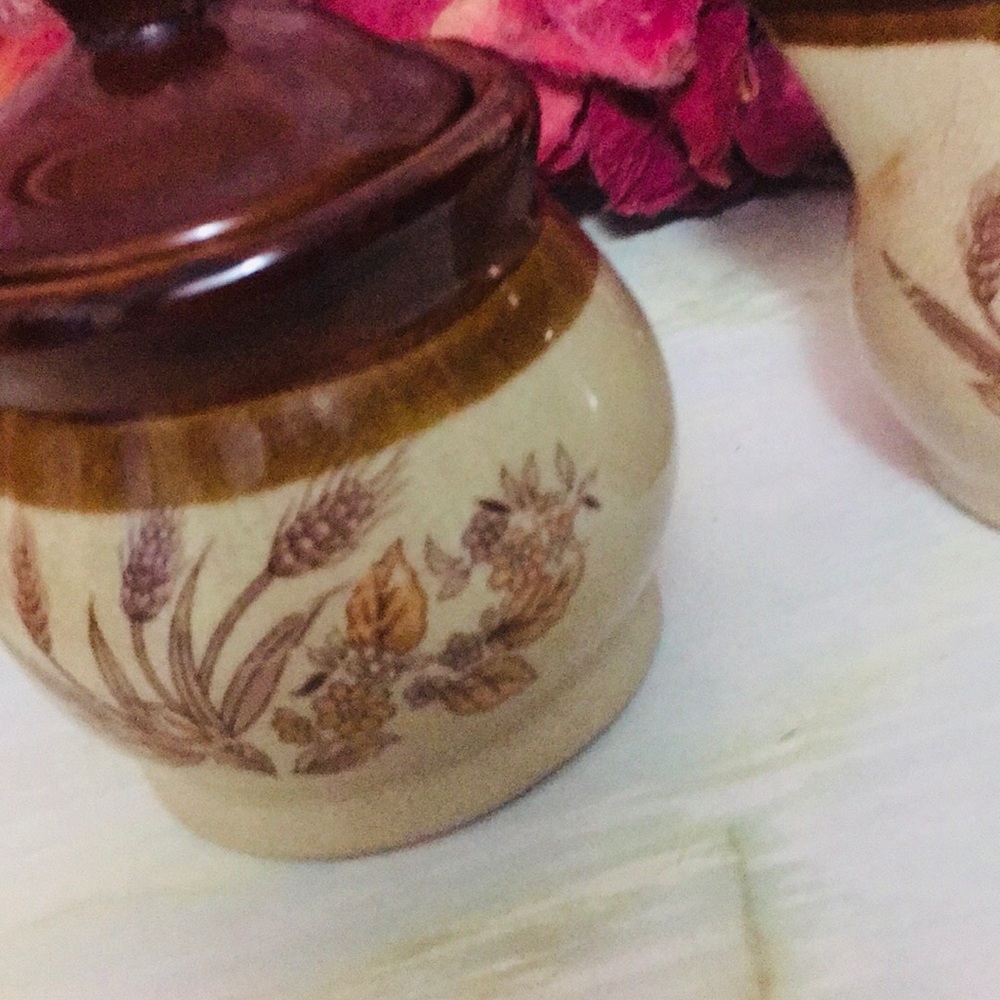 Vintage 70s Stoneware Wheat grass Pattern Sugar and Creamer Set - Picture 2 of 10